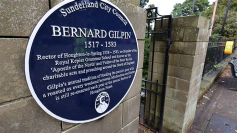 Blue Plaque Honours Houghton Feast Ox Roasting Hero Bbc News