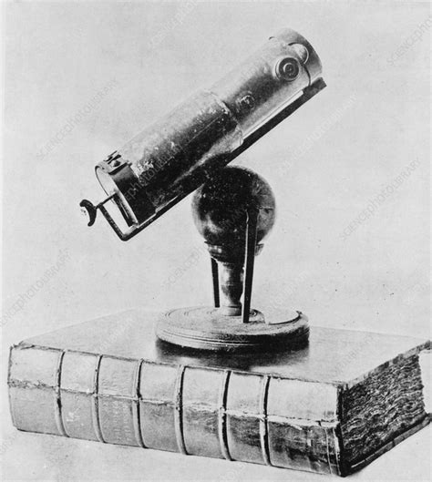 Newton's second reflecting telescope - Stock Image - R102/0094 - Science Photo Library