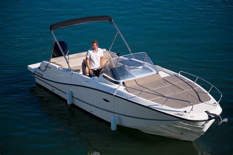 Quicksilver Sundeck Moteur Cv Myboatclub