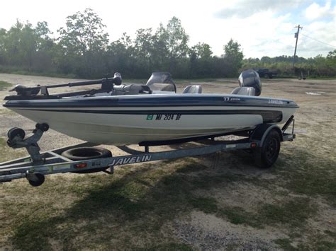 Javelin Venom 17 Ft Bass Boat Boatsellr