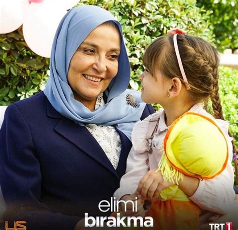 Pin By Turkish Series And Celebrities On Elimi B Rakma Turkish Actors