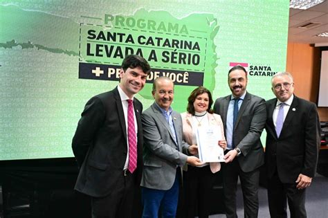 Em Joinville Governador Jorginho Melo Entrega Viaturas E Equipamentos