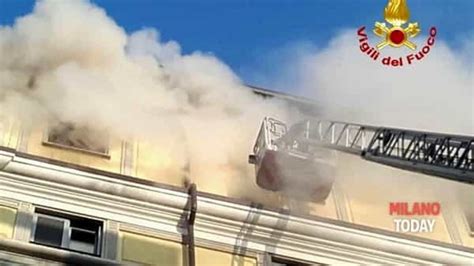 Incendio In Un Appartamento Al Sesto Piano Evacuato Un Intero Condominio