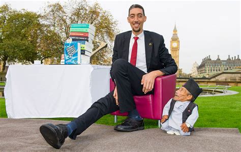 Sultan Kösen Tallest living man Guinness World Records