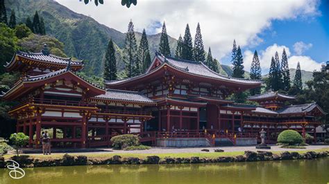 Byodo-In Temple, a Japanese Buddhist temple located on Oahu in Hawaii ...