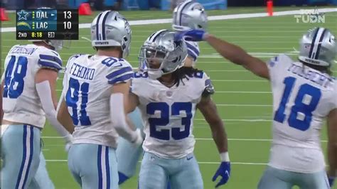 TD y conversión Cowboys recupera la ventaja con acarreo de Dowdle