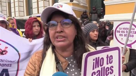 Feministas Exigen Al Parlamento La Aprobación De Una Ley Contra La