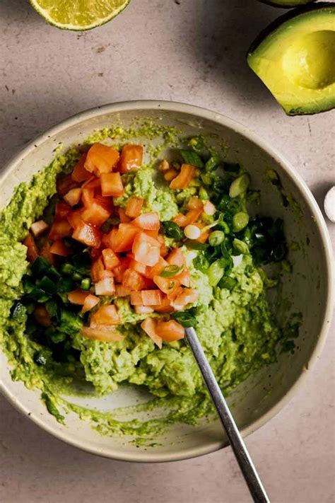 Easy Guacamole Recipe Without Cilantro