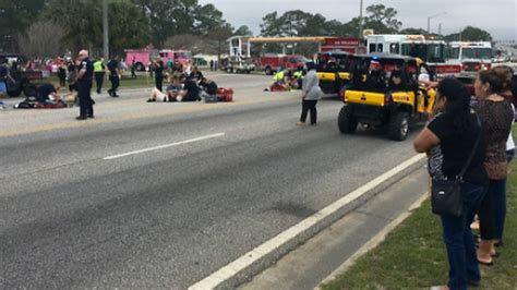 Mardi Gras Crash In Alabama Injures 12 Students In Marching Band The