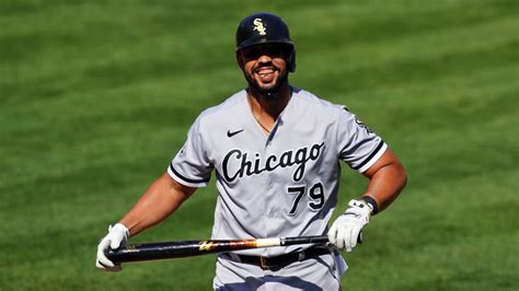 White Sox's Jose Abreu, the 2020 AL MVP, tests positive for COVID-19 ...