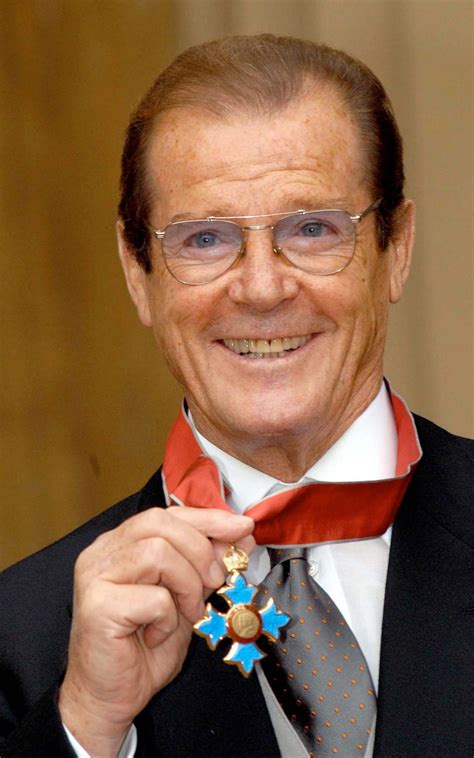 Roger Moore | James Bond Wiki | Fandom