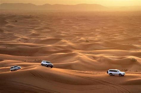 Safari No Deserto De Dubai Passeio Nas Dunas Passeio De Camelo