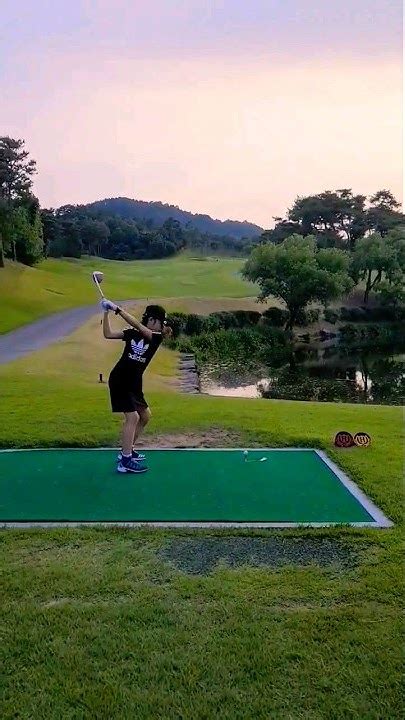 3개월차 10살 골린이 스라 짱👍필드 드라이버 샷 Shorts 골프 Golf 골프스윙 드라이버스윙 드라이버샷