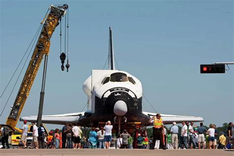 Space shuttle replica sprayed with graffiti in Clear Lake