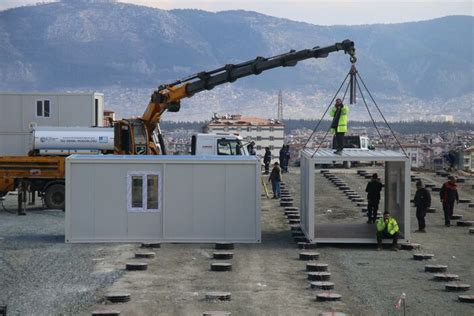 Hatay Da Bin Metrekarelik Alana Konteyner Hastane In A Ediliyor