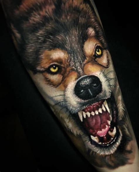 Wolf Tattoos: Meanings, Tattoo Styles & Placement