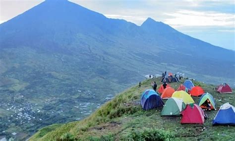 Puncak Sempur Karawang Daya Tarik Harga Tiket Masuk Dan Lokasinya