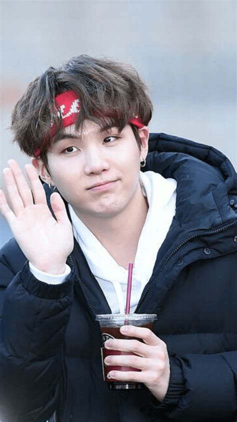 Bts Suga Cute Wallpapers Top Free Bts Suga Cute Backgrounds Wallpaperaccess