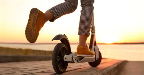 grenzen regeln ab wann darf man  roller fahren
