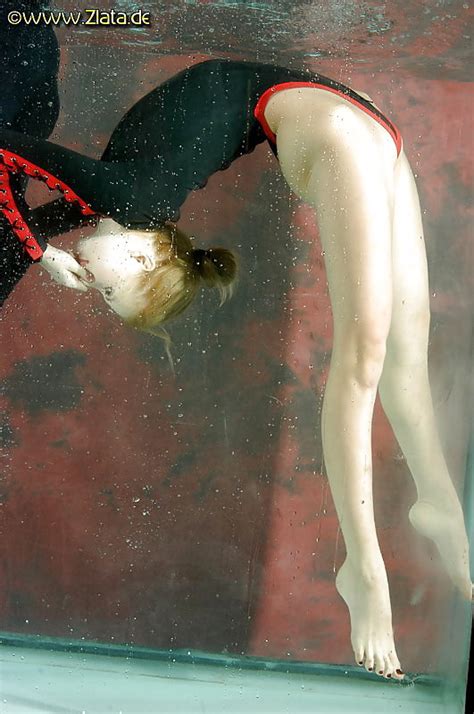 Massive Pussy Mound On Skinny Flexible Blonde Porn Pictures XXX Photos Sex Images 1101537