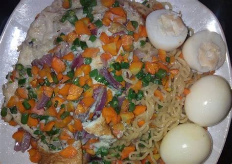 Indomie And Egg Cuisine Recipe By Abjm 068 Mary Nkechinyelu Cookpad