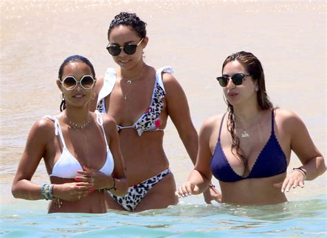 Lais Ribeiro Sexy Bikini On Beach In Mexico Hot Celebs Home