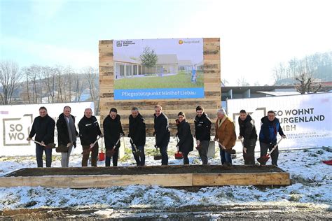 Lr Schneemann Spatenstich F R Pflegest Tzpunkt Minihof Liebau Markiert