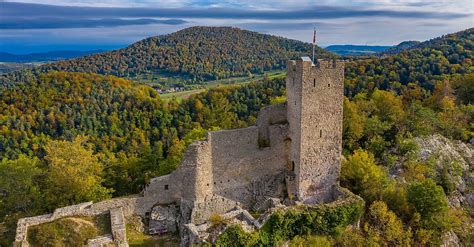 Burgen Tour Ruine Schloss Waldenburg BERGFEX Wanderung Tour Basel