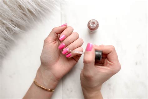 How To Get A Salon Quality Manicure Done At Home