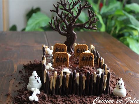 Nos 100 meilleures recettes d Halloween 97 100 Gâteau cimetière