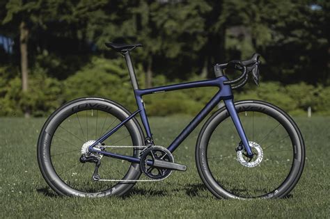 Tarmac Sl8 Proカラー：サテンブルーオニキスブラック ｜specialized Store スペシャライズドストア