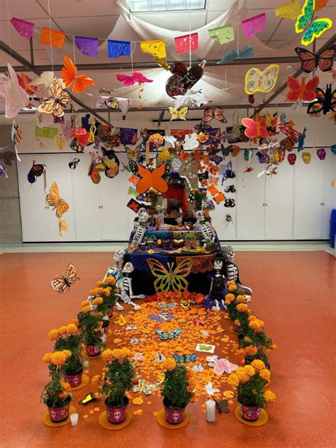 El altar de muertos y las mariposas monarca un homenaje a la tradición