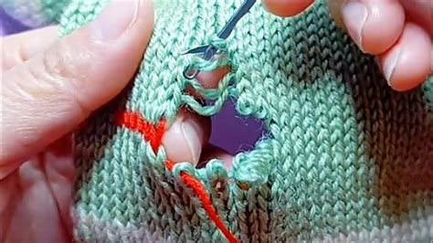 The Easiest Way To Repair A Hole In A Knitted Sweater At Home Yourself