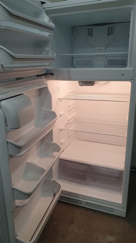 Order Your Used Frigidaire Refrigerator FFTT1715LW0 Today