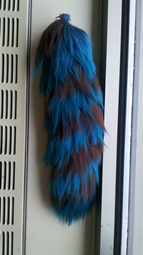 teal brown yarn tail — Weasyl