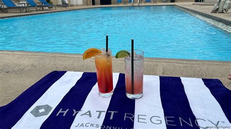 Hyatt Regency Jacksonville Riverfront reopens rooftop pool bar ...