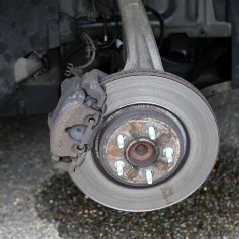 What Causes Leaking Shocks In The Garage With Carparts