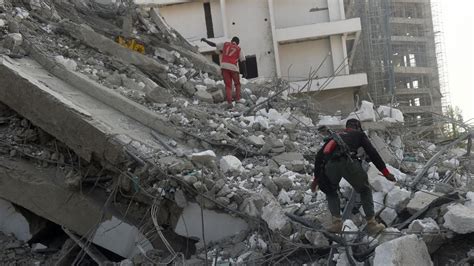 Al Menos Seis Muertos Tras Derrumbarse Un Edificio En Construcci N En