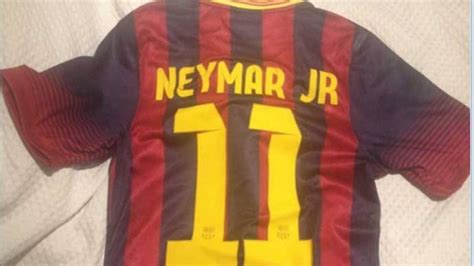 Loja do Barcelona anuncia que Neymar será o camisa 11 afirma jornal