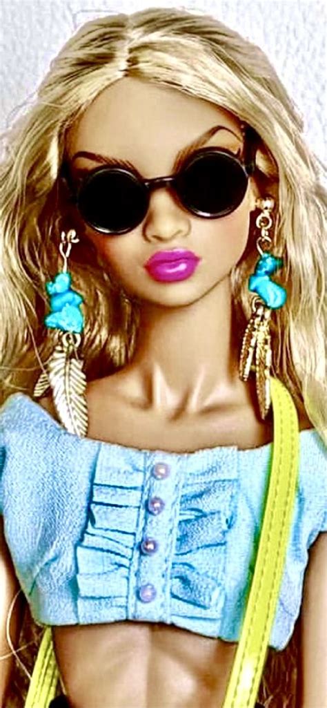 Pin De ⚜teryl⚜ Em Dolls In Shades Glasses