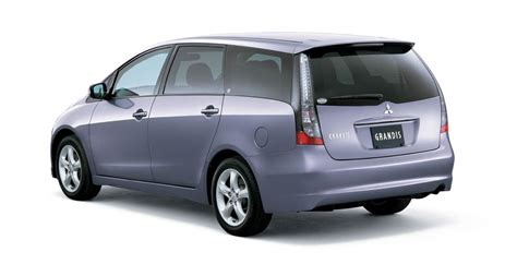 Mitsubishi Grandis 2003 06 04 Autocity