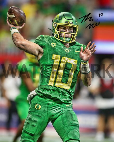 Bo Nix Oregon Ducks Poster Art Autographed NCAA Football 4x6 5x7 8x10