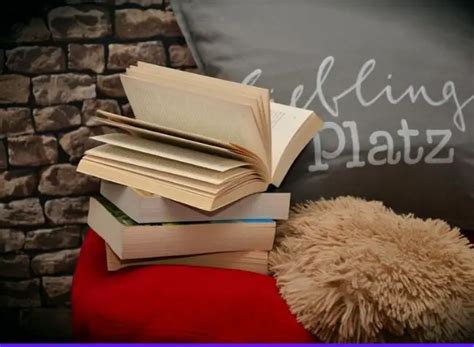 5 Best Pillow Book Holders (For Reading in Bed)