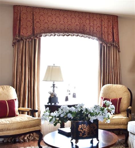 Valances and Shades for Living Rooms (38+ Photos to Inspire You ...