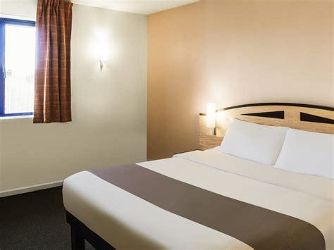 Ibis Chesterfield North Comfortable Hotel In Chesterfield