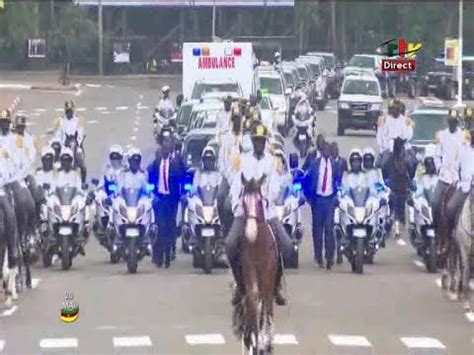 Arrivée du Président Paul BIYA au boulevard du 20 mai YouTube