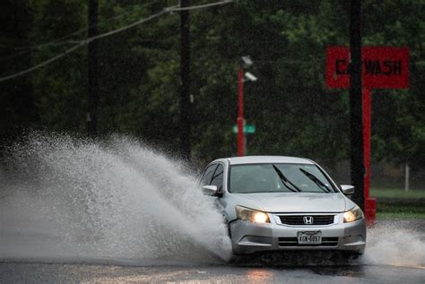 Dallas flooding: Storms, massive rainfall hit D-FW area | The Texas Tribune