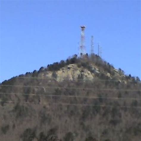 Currahee Mountain - Quartz monzonite dome in Georgia, USA