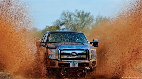 10 Ford Trucks Playing in the mud | Ford-trucks