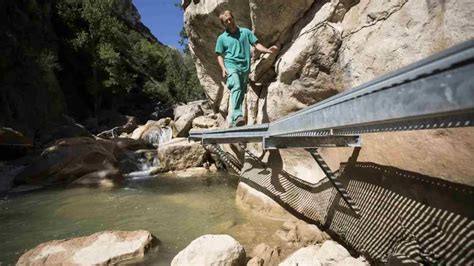 La Ruta Por Pasarelas Entre Ca Ones Y Riberas En Teruel Un Sendero